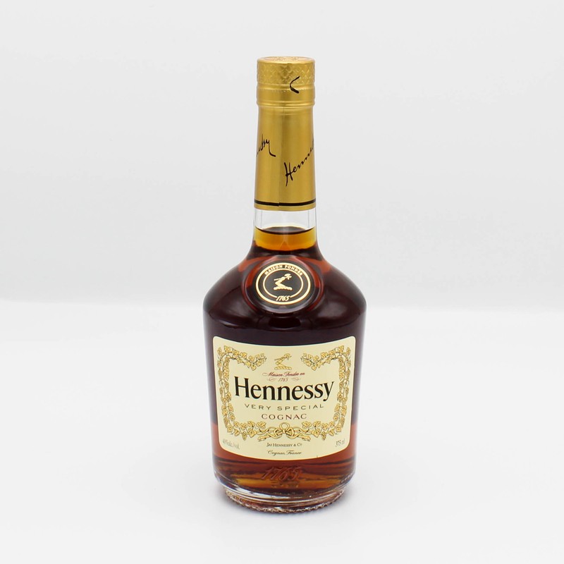 Hennessy VS Cognac 375ml 1